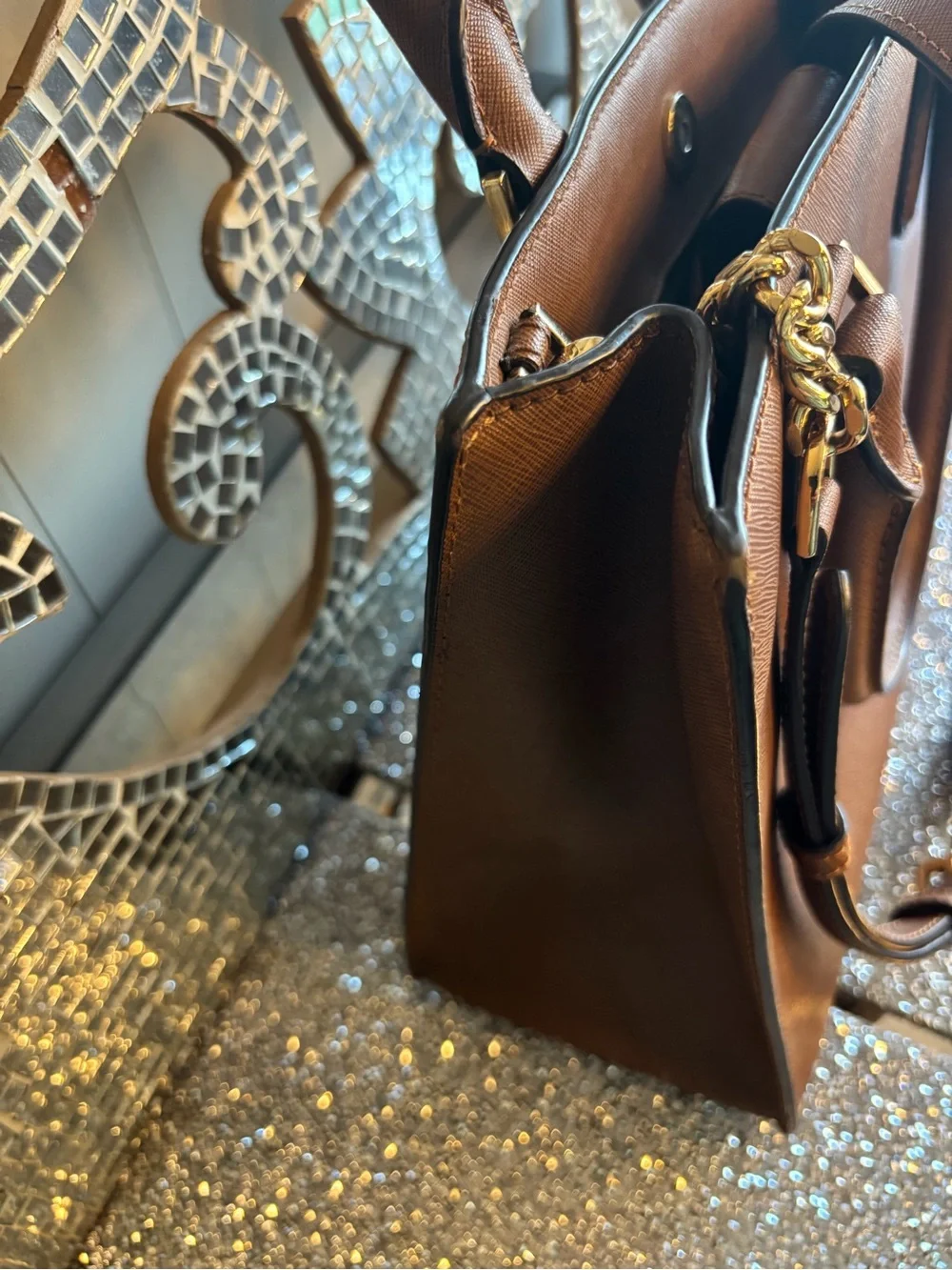 🌟Michael Kors Brown Women’s Handbag with Matching Wallet